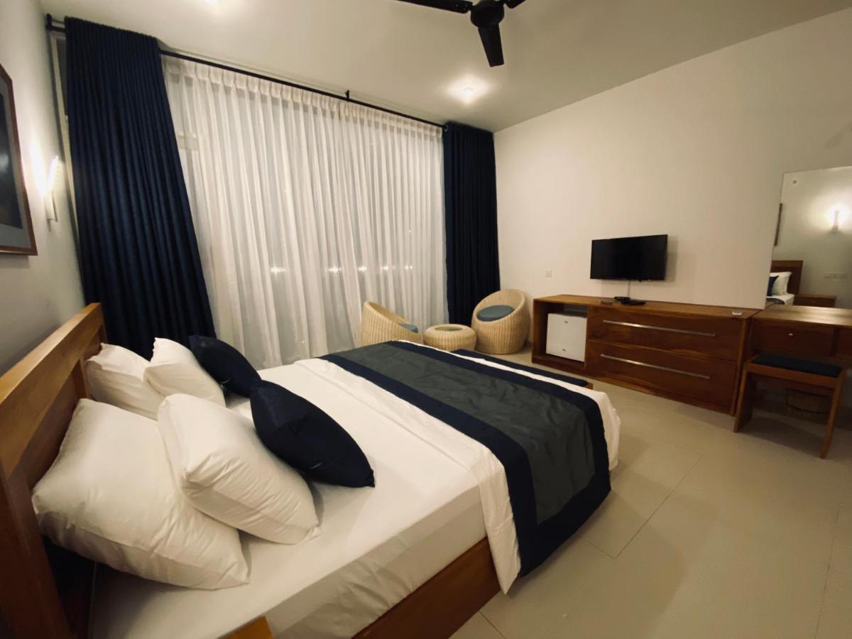 The Lighthouse Negombo Hotel Exterior foto