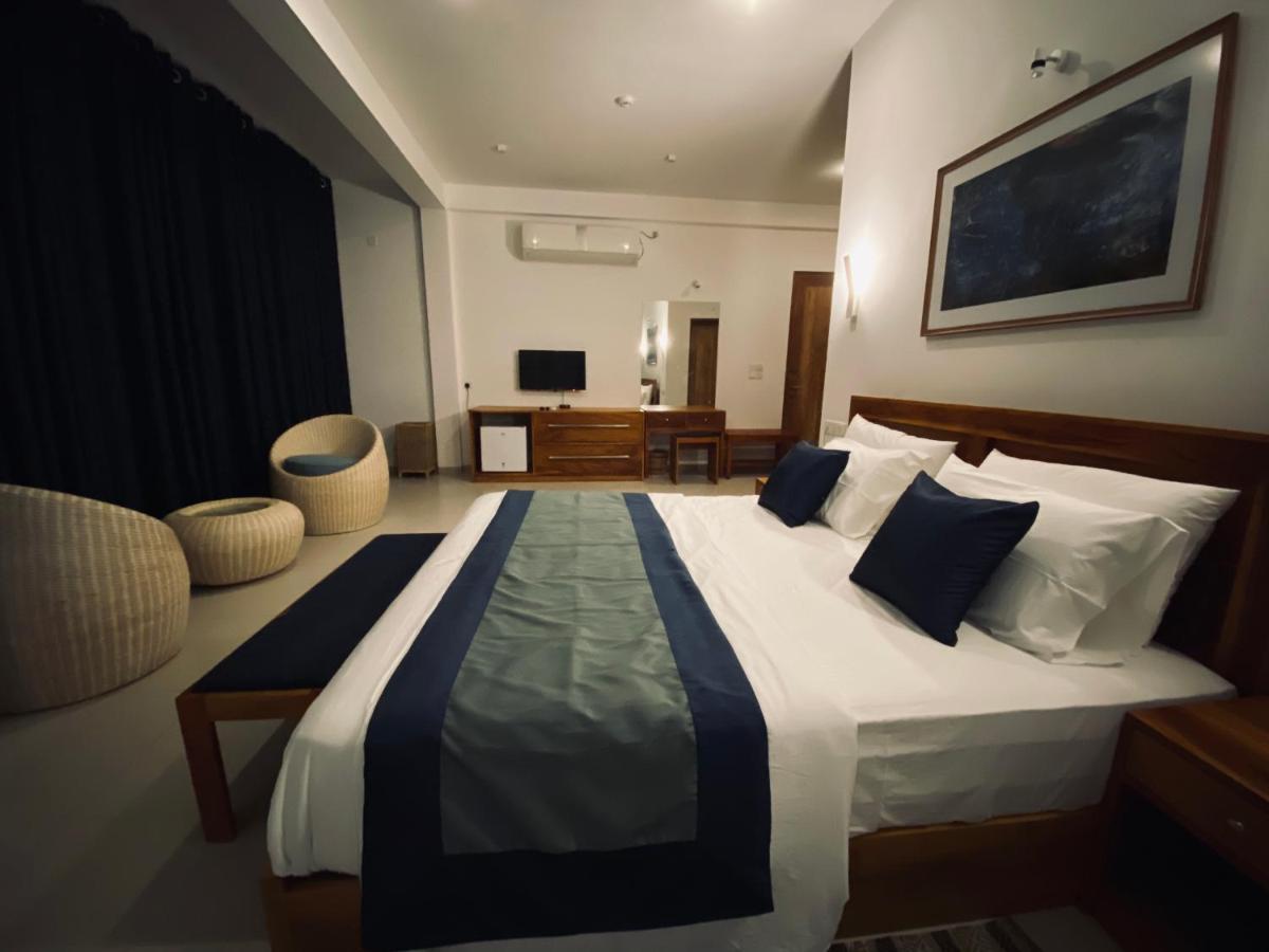 The Lighthouse Negombo Hotel Exterior foto